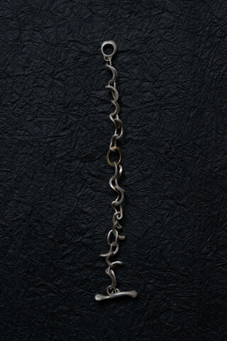 Nobuyuki Matsui / DECONATRUCTED O BRACELET WITH GOLD
