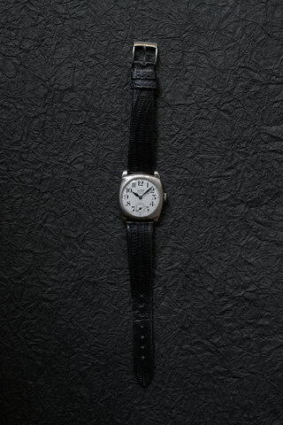 TISSOT / NON MAGNETIC “PORCELAIN”(sold)