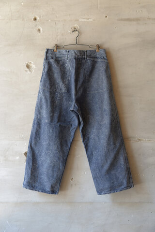 CLASS / WASHED JEANS (sold)