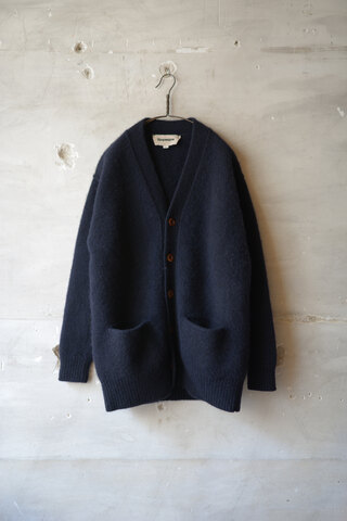 Slopeslow / V NECK CARDIGAN (sold)