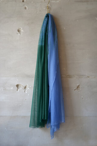 suzusan スズサン / HAND WOVEN FEATHER WEIGHT CASHMERE SHAWL (sold)