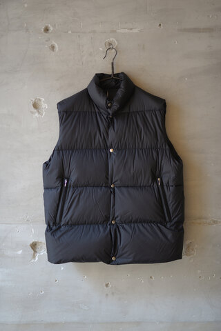 COMOLI コモリ / ダウンベスト (sold)