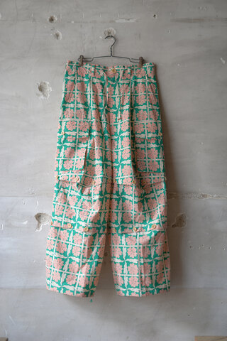 written by リトゥンバイ / FLOWER PRINT 3WAY WAVE PANTS (sold)