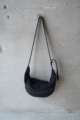 COMOLI コモリ  / シルクネップ ウエストバッグ (sold)
