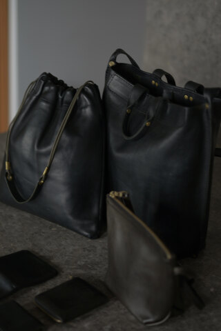 Tochca | INSIDE MY GLASS DOORS